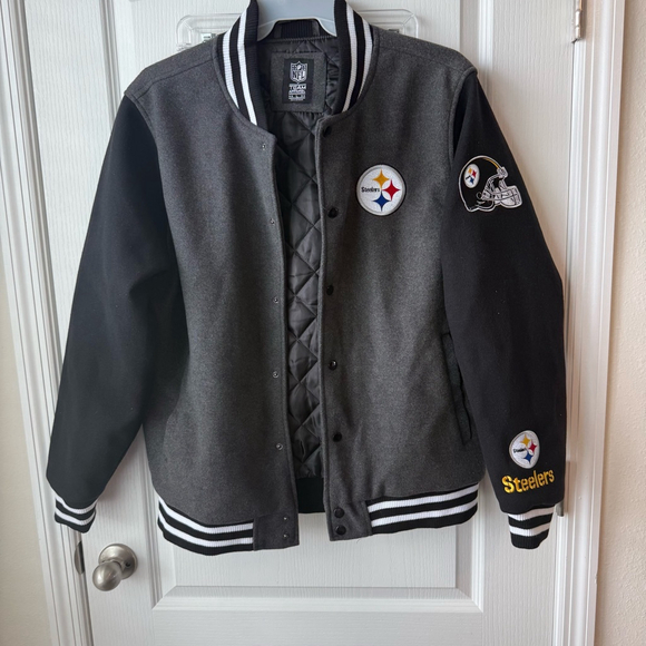 NFL Team Apparel Other - NEW Men's NFL Team Apparel Steelers Jacket, Size L, Gray and Black